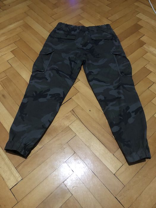 Камуфлажен панталон