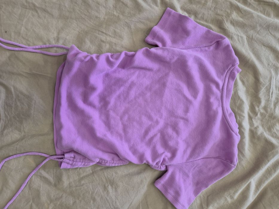 Розова блузка с елементи