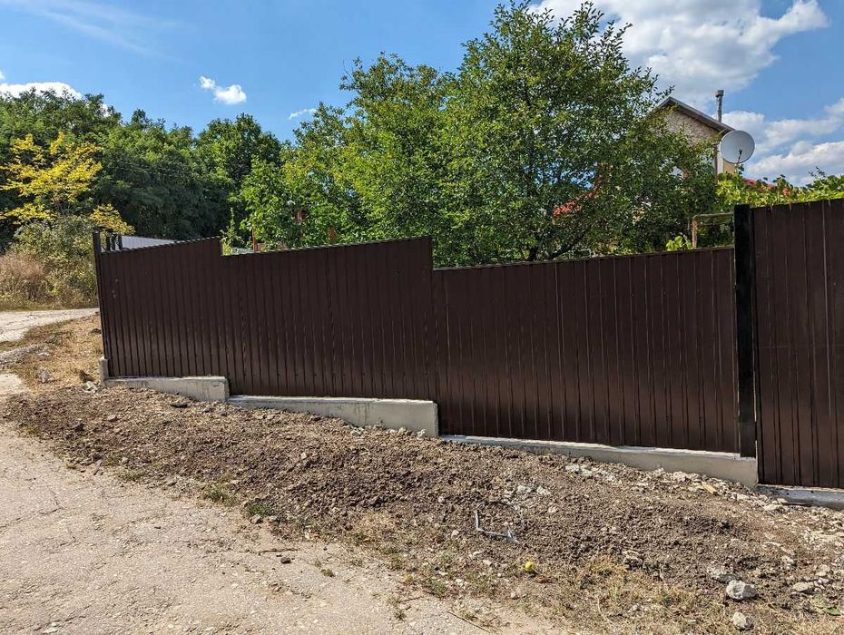 Garduri din panou stil jaluzele, sipca metalica, tabla, plasa si BCA