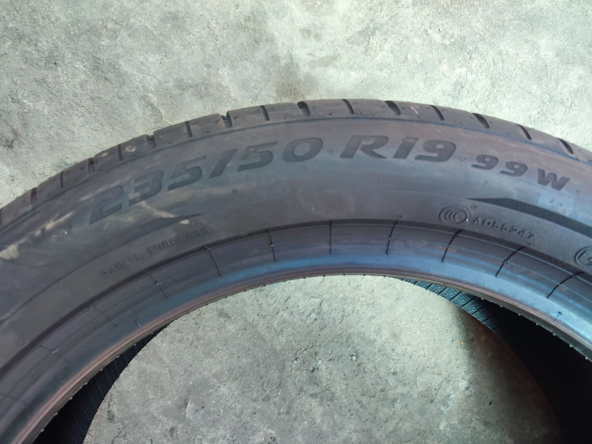235/50/19" 4бр Pirelli p zero 4,dot1922