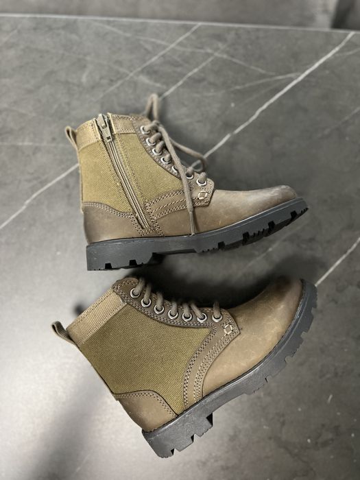 Нови детски боти Clarks