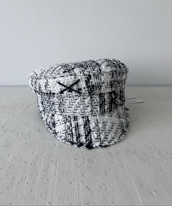 RB шапка New Season