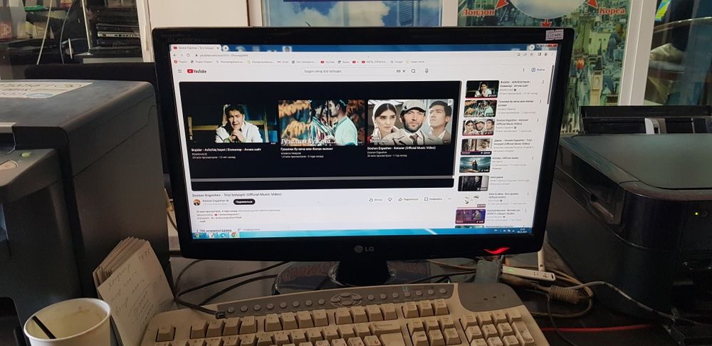 LG 22 lik manitor 12 ta bor