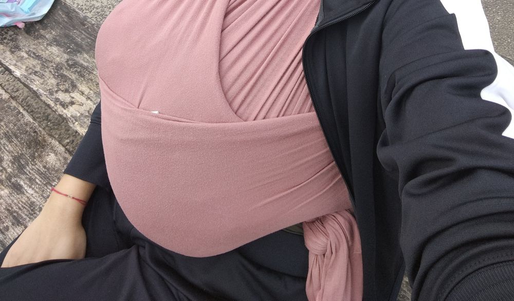 Vând 2 marsupii ergonomice