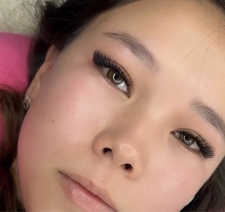 Наращивание ресниц  Караганда от опытного мастера