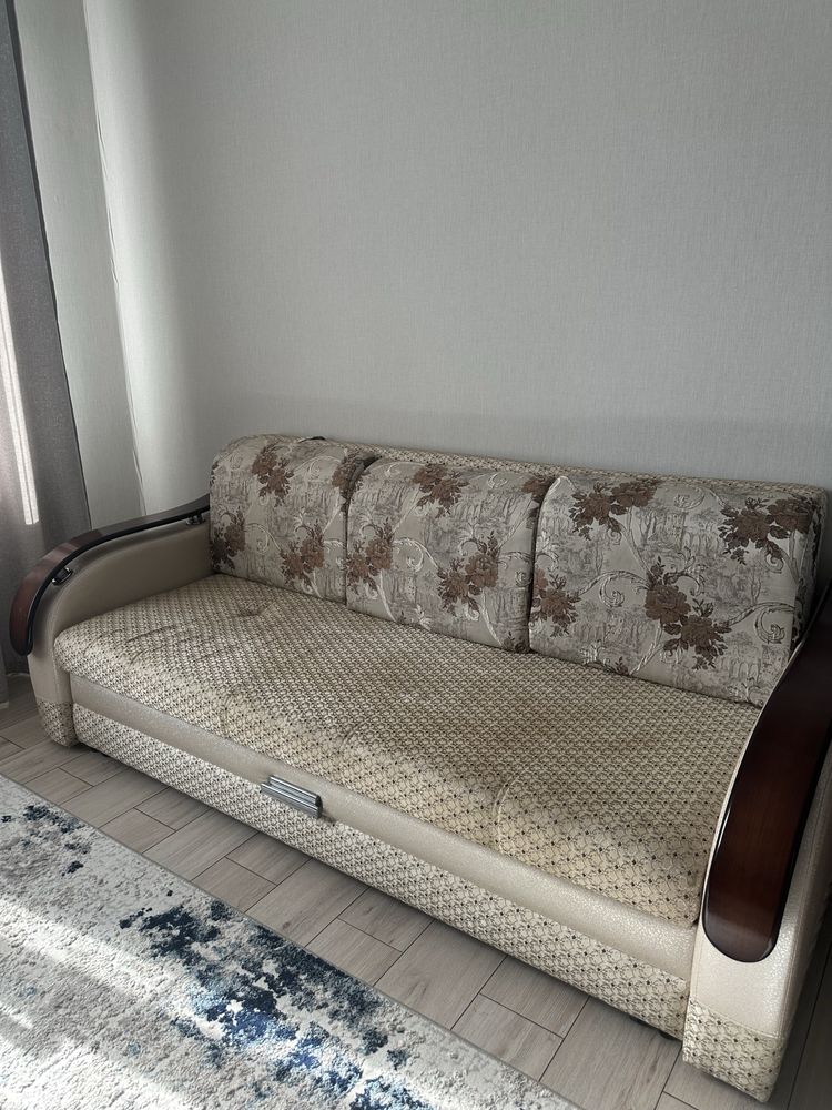 Продам диван, 2 метра в длину