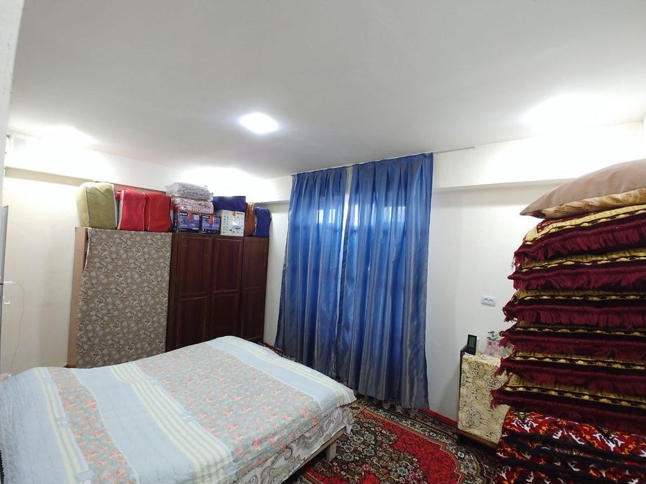 Продается  3этажный часть дома + мансарда ,6 комнат на Кирпичном,3 сот