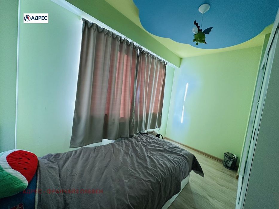 Продава се Тристаен апартамент в Плевен, Сторгозия - 74 кв.м за 1622 €/кв.м - Снимка #5