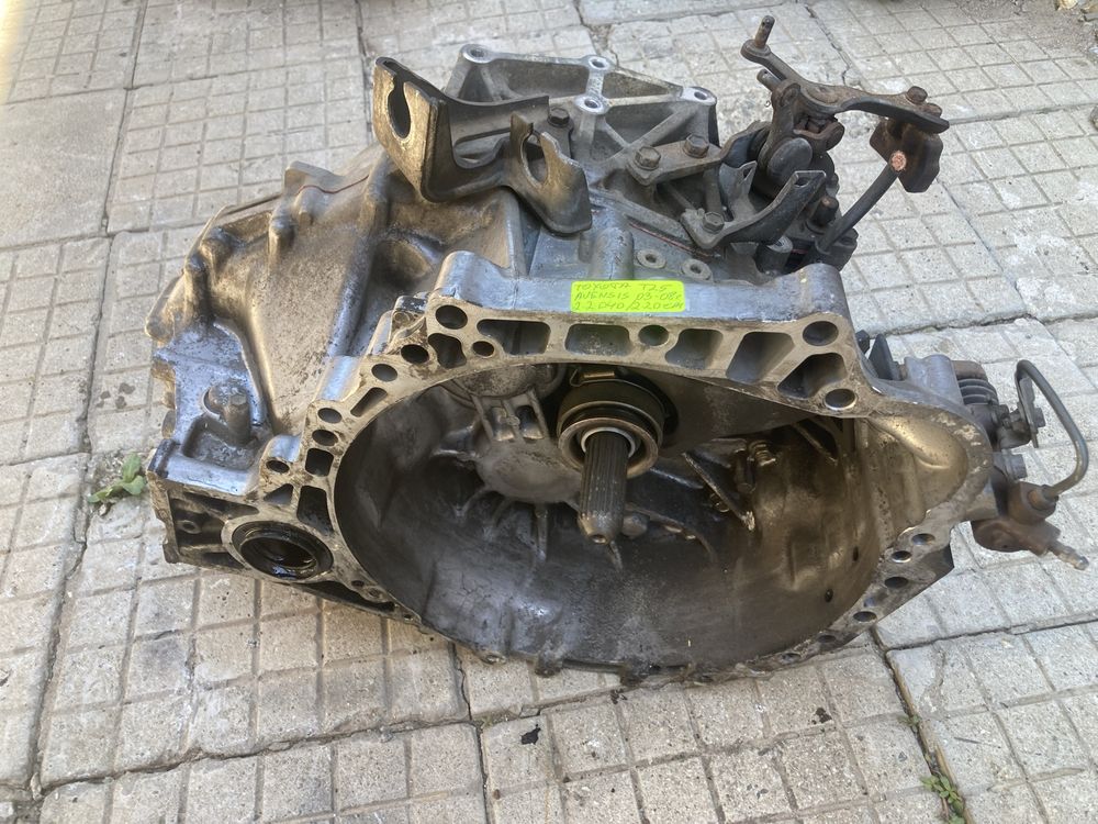 6-степенна скоростна кутия за тойота авенсис Т25 2.2D4D 150кс 04-08г
