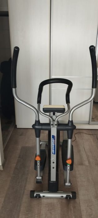 Продам эллиптический тренажер