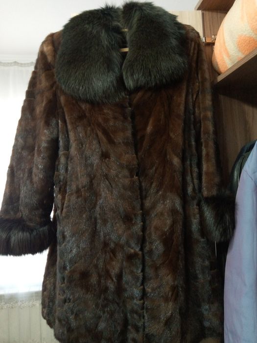 Продам норковую шубку