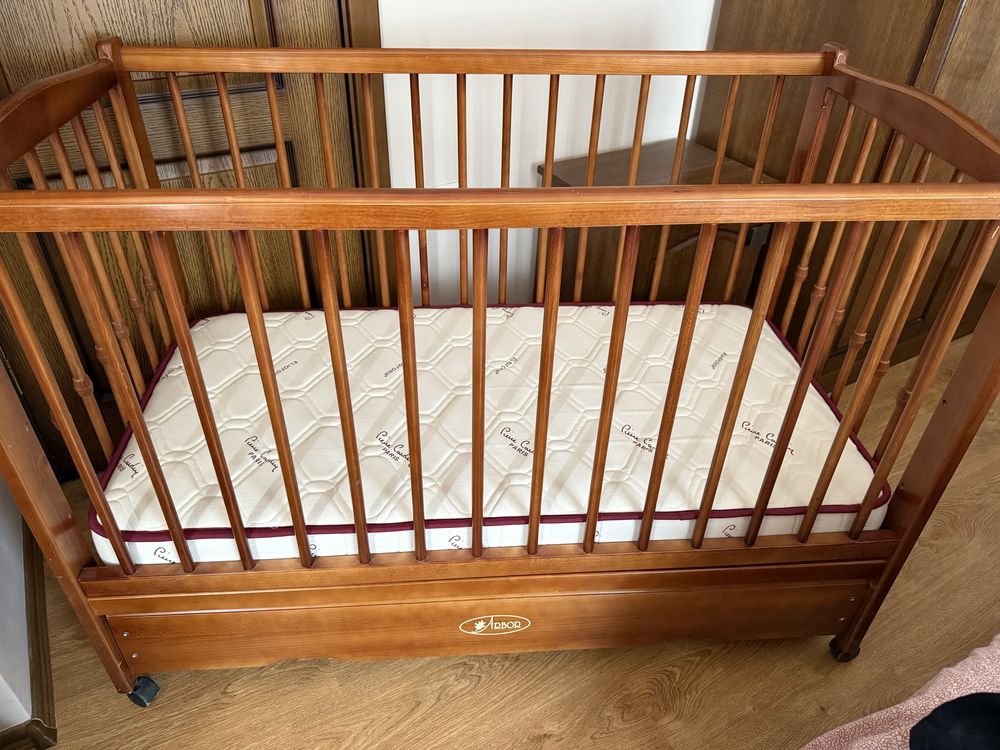 Детско легло / кошара Arbor с матрак Magniflex Baby Pierre Cardin