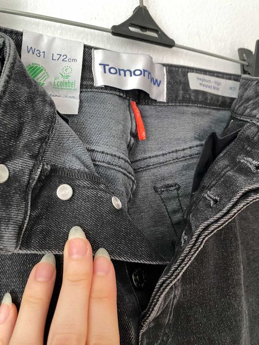 Blugi Tomorrow mom fit