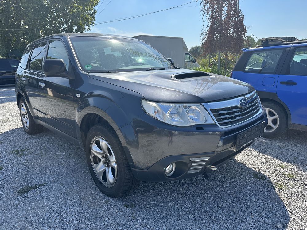 SUBARU FORESTAR 2.0 дизел 2009 Г само на части