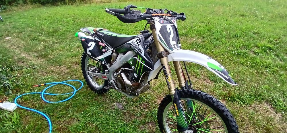 Vand sau schimb Cross kawasaki