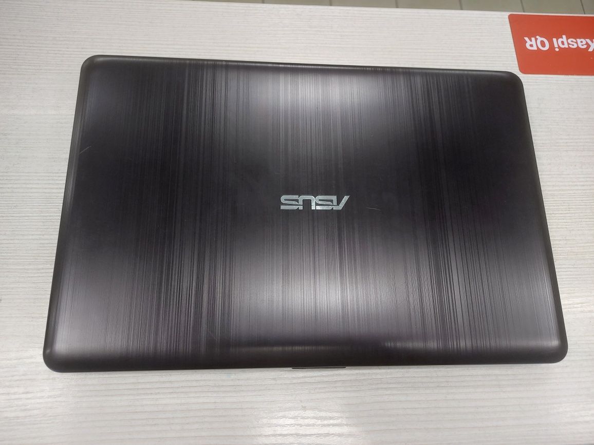 Asus (4 ядра, 250 Gb SSD, 4 Gb DDR4) + ПОДАРКИ