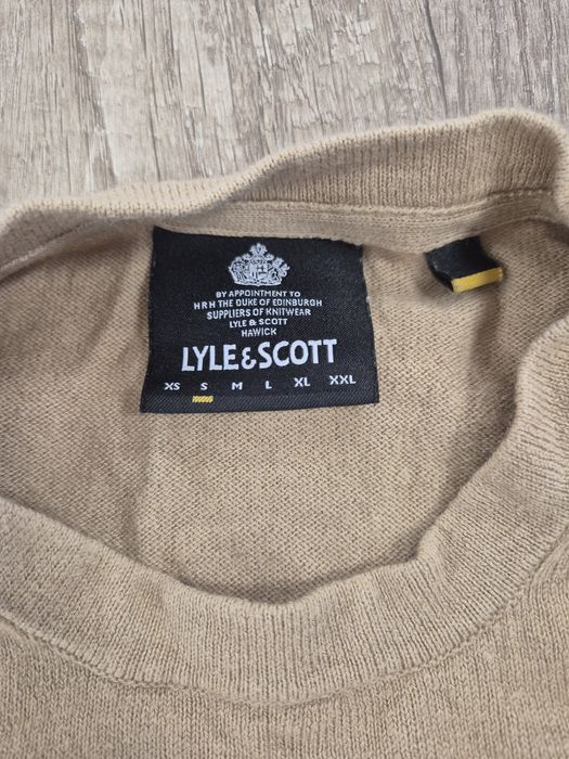 Lyle & Scott jumper excellent conditon