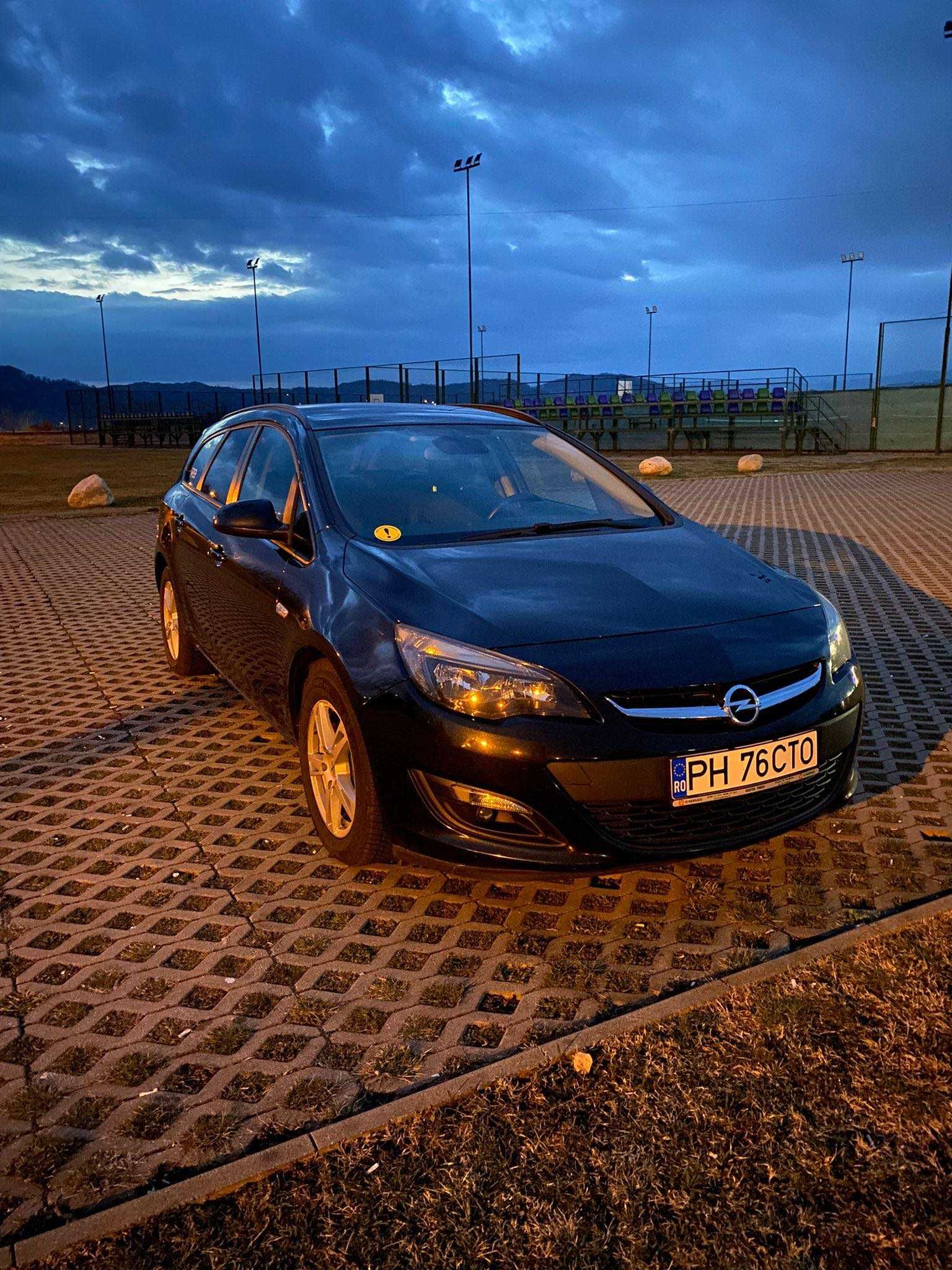 Opel Astra J Sports Tourer