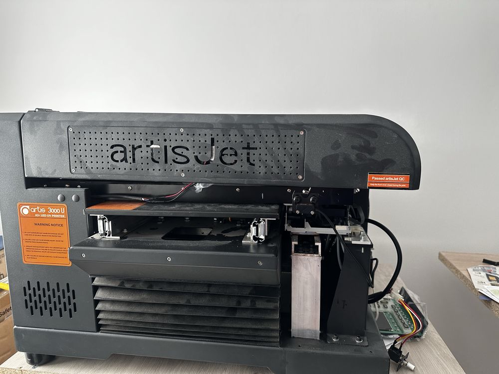 Imprimanta UV Artisjet + cap de printare