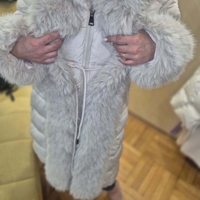 Ново Зимно яке,бяло
