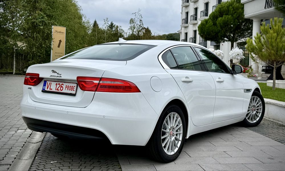 Jaguar XE 2.0d Mod 2016! Garantie 12 Luni ! P.J