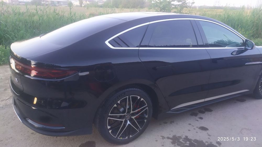 Продаётся машина byd han