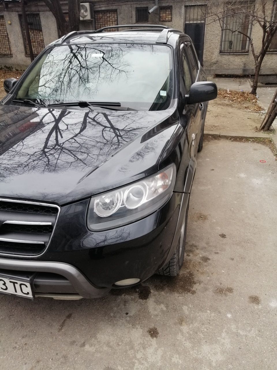 Продавам Хюндай сан та фе  ,155 коня,автомат ,сменени консумативи ,