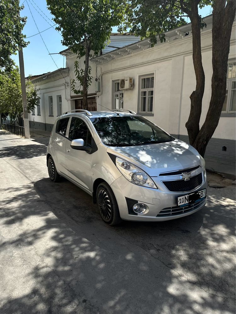 Spark 2014 M/T Kraska top toza ideal moshina