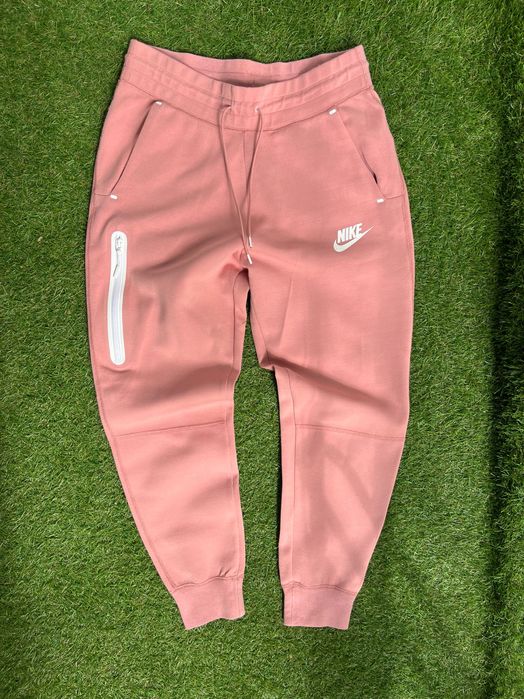 Дамско долнище : Nike Fleece Tech S