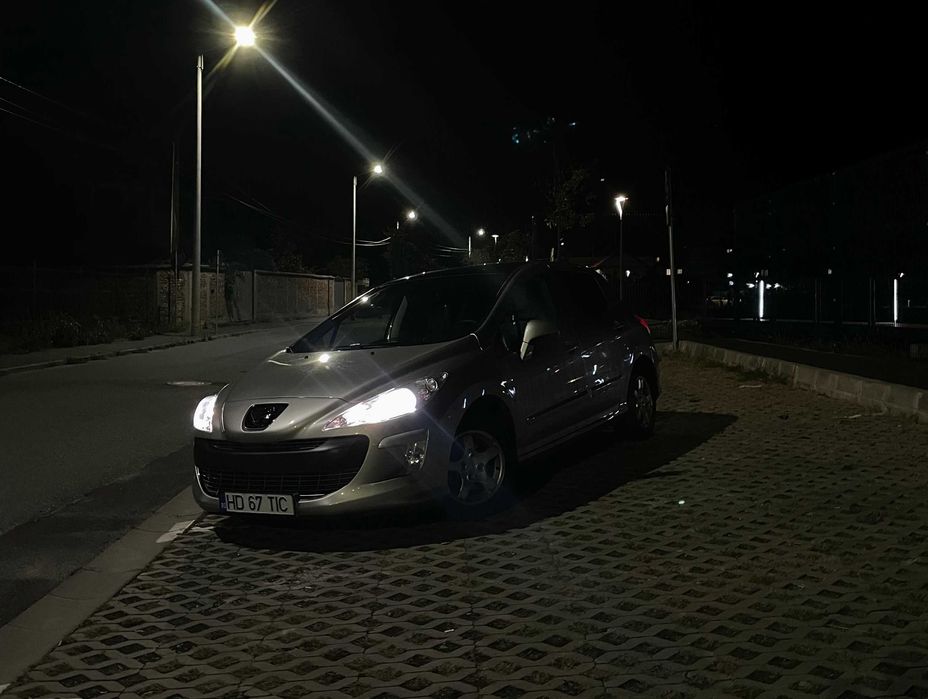 Peugeot 308 1.6 Hdi diesel 110 cp 6+1 trepte ,impecabil