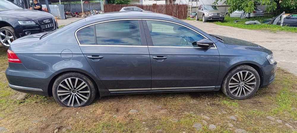 Dezmembrez VW Passat B7 2.0 Tdi 2013