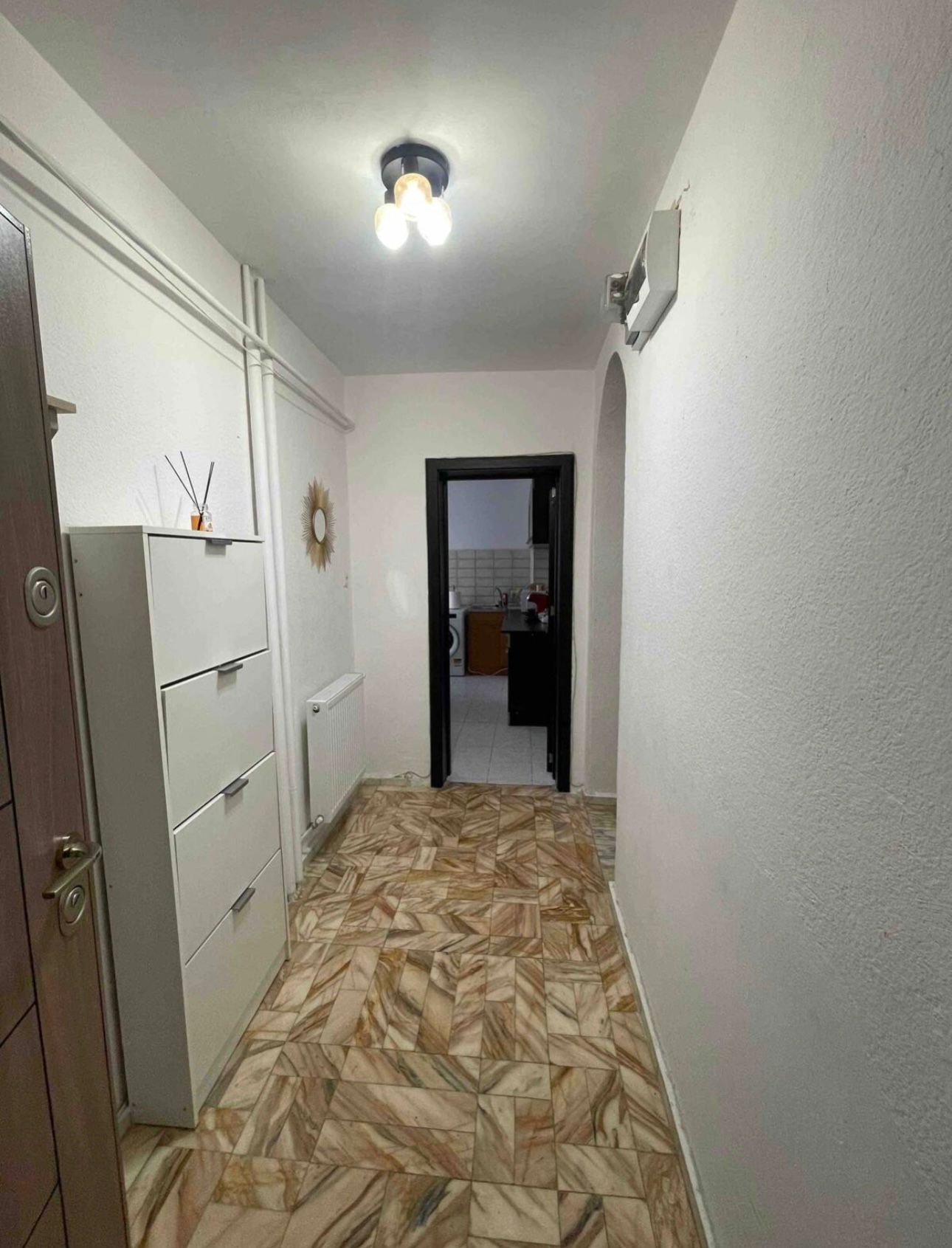 Apartament 3 camere zonă Facultatea de medicină