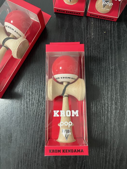 Kendama Krom Pop Rosu ! Pret REDUS !