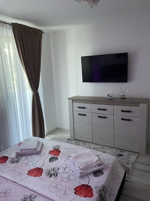 Inchiriez-Regim  hotelier-apartament 2 camere ,langa Tribunal, bl M