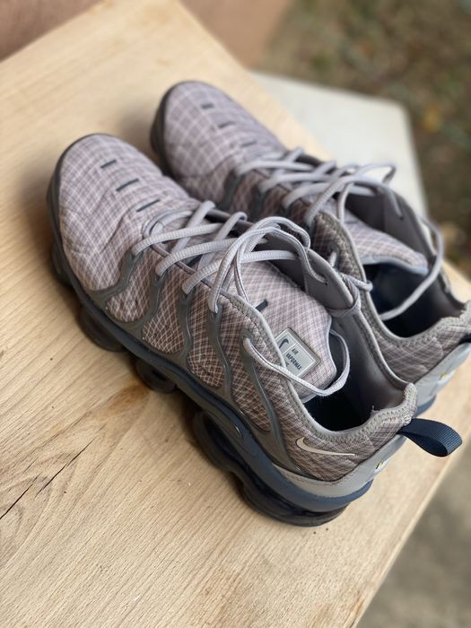 Vand urgent  nike vapor max plus marime 43
