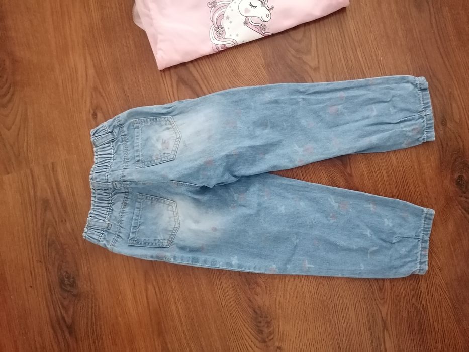 Set blugi și bluza 4-5 ani