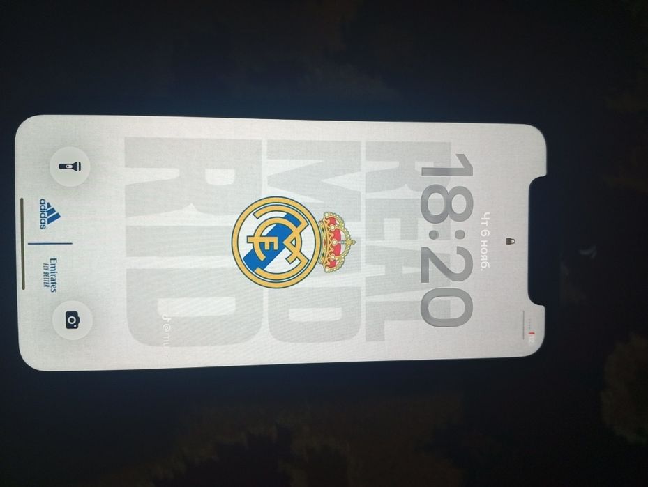 iPhone 11 sotiladi xolati yaxshi