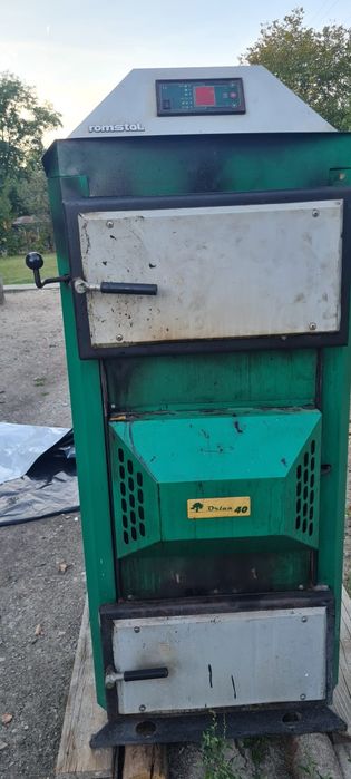 Vând centrala pe lemne 40 kw