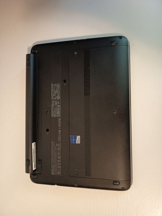 laptop HP probook 430 g2, i5 5200U, 4 GB, ssd 256 gb