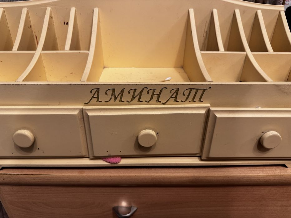 Хранение для косметики  . Органайзер для костики , кисточки