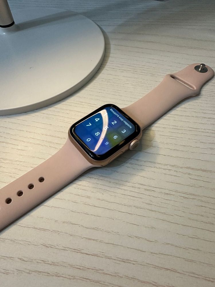 Продаются Apple Watch 6