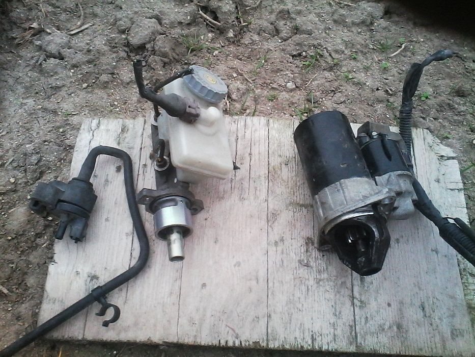 продавам части за опел агила 1000 кубика