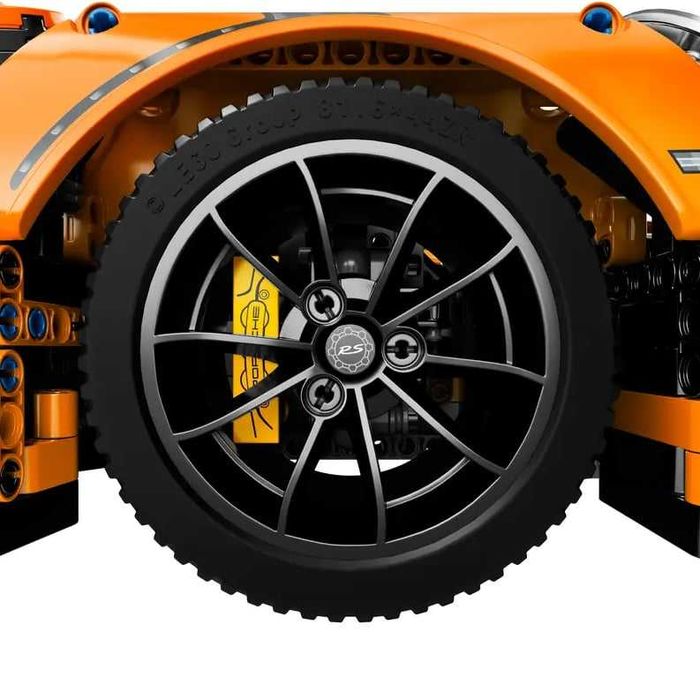 Technic 42056 Porsche 911 GT3 RS 1:8