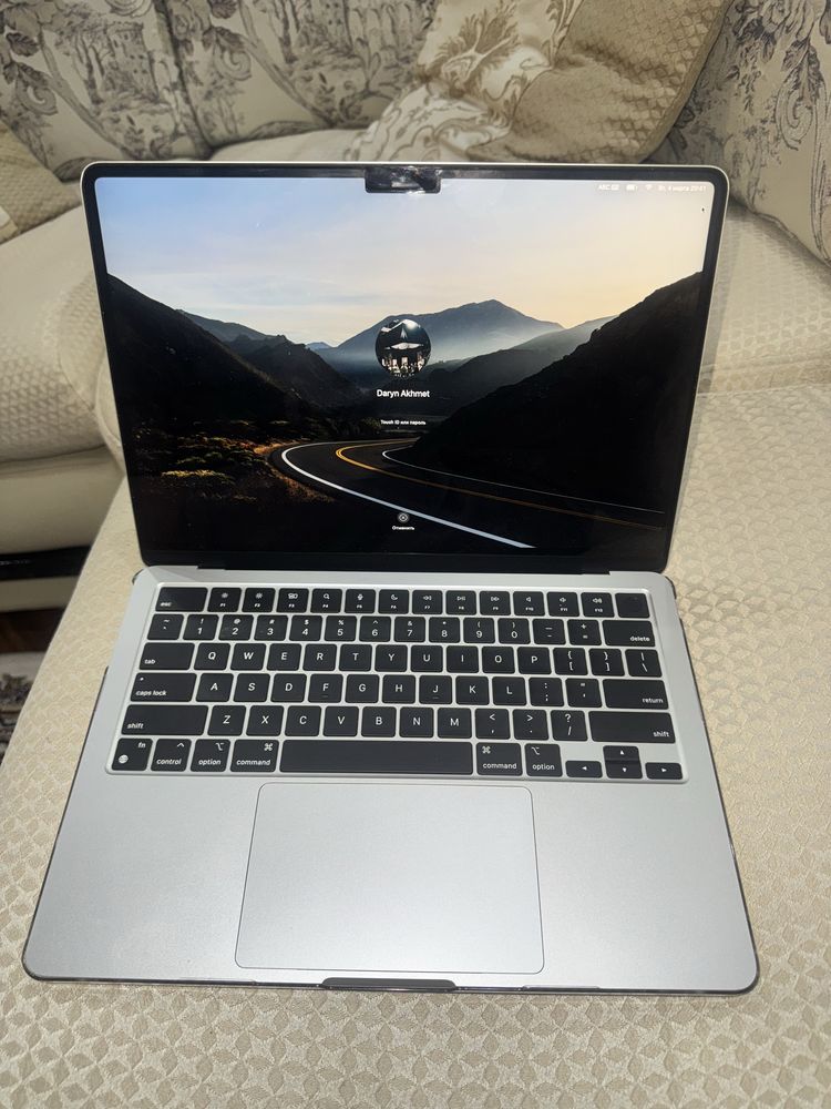 Ноутбук Apple MacBook Air 13 2022