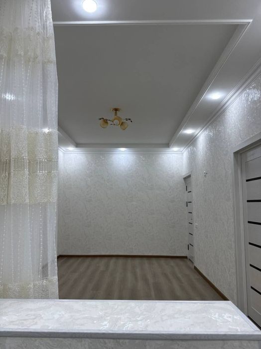 ПРОДАЁТСЯ 1комнатная феруза экобазар чимган  №Р70