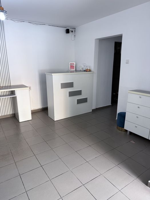 Salon infrumusetare