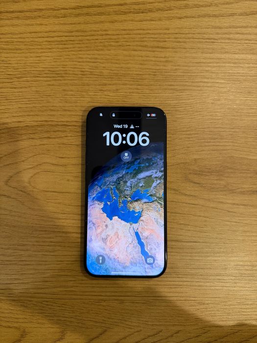 Telefon Iphone 15 Pro