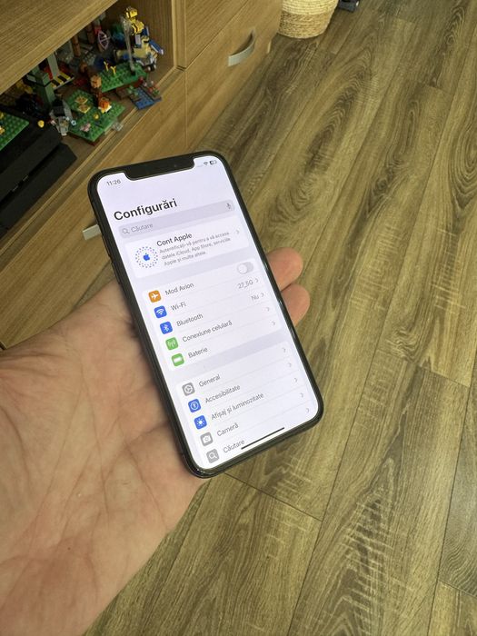 iPhone Xs gold, memorie 64Gb, baterie 85%, husa, iOS 18, cablu, frumos