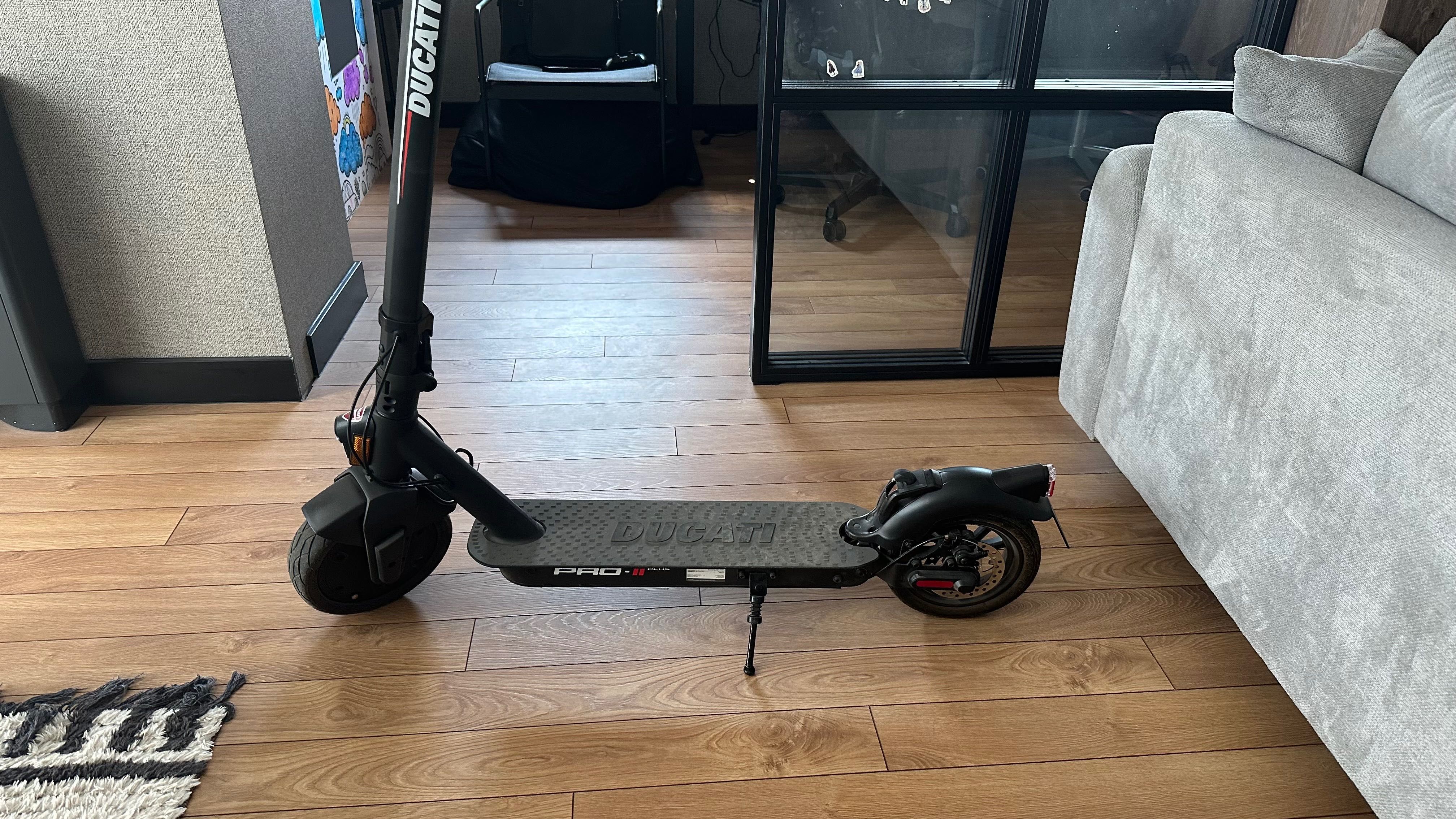 Електрическа Тротинетка Ducati Pro-II plus
