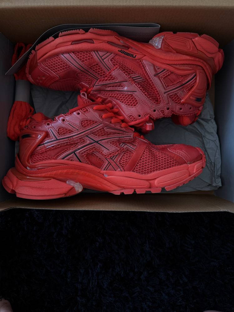 Balenciaga Runner